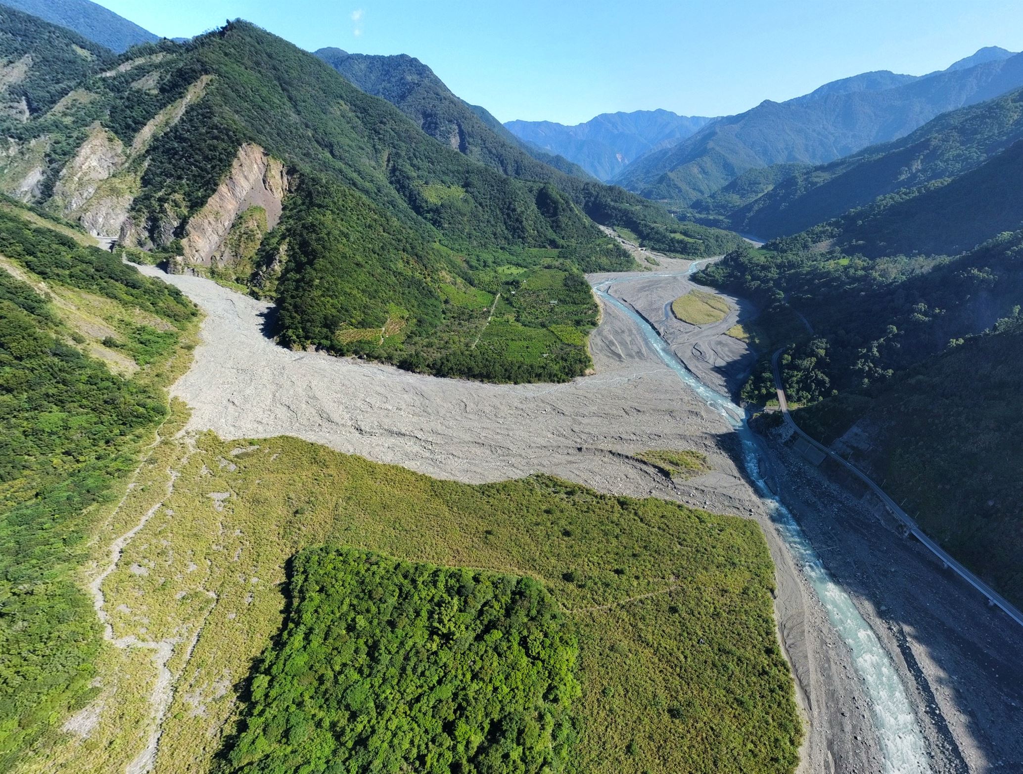 Confluence of the Butangbunasi River and the Laonong River